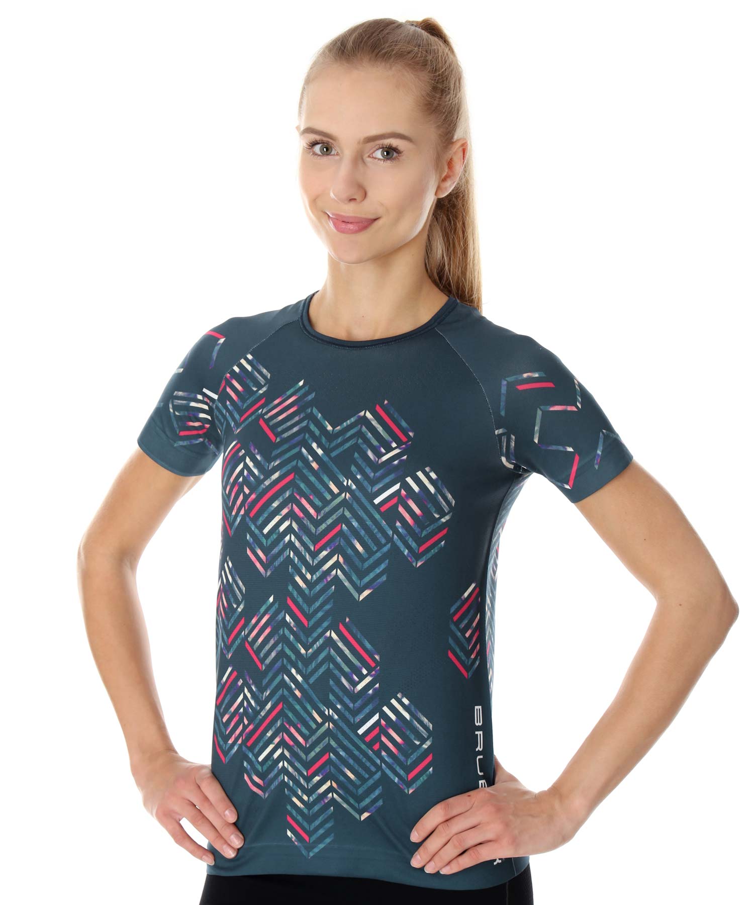 brubeck-athletic-running-air-t-shirt-running-femme-respirant image 8