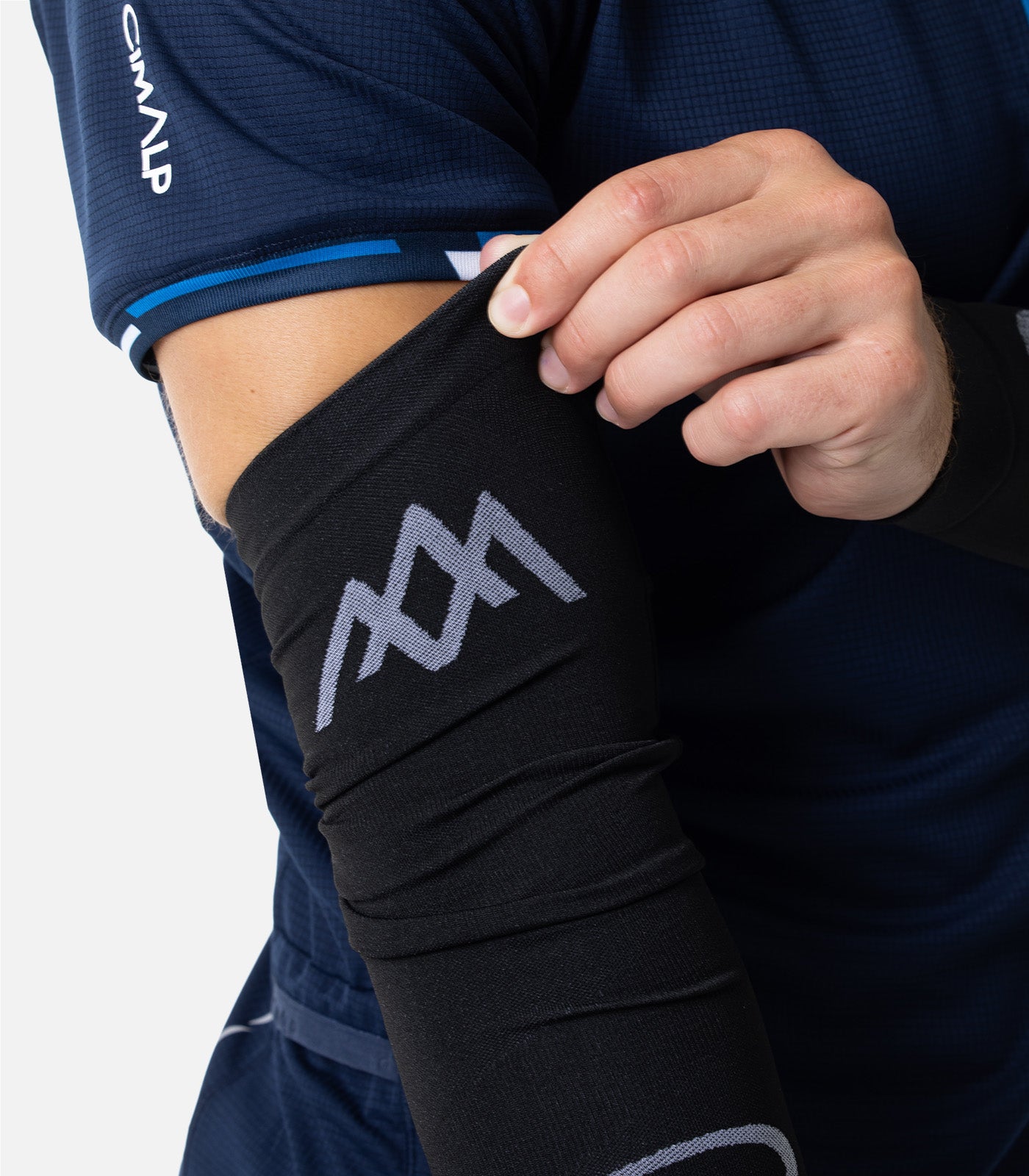 cimalp-run-sleeves-manchettes-trail-running-noir-thermique image 4