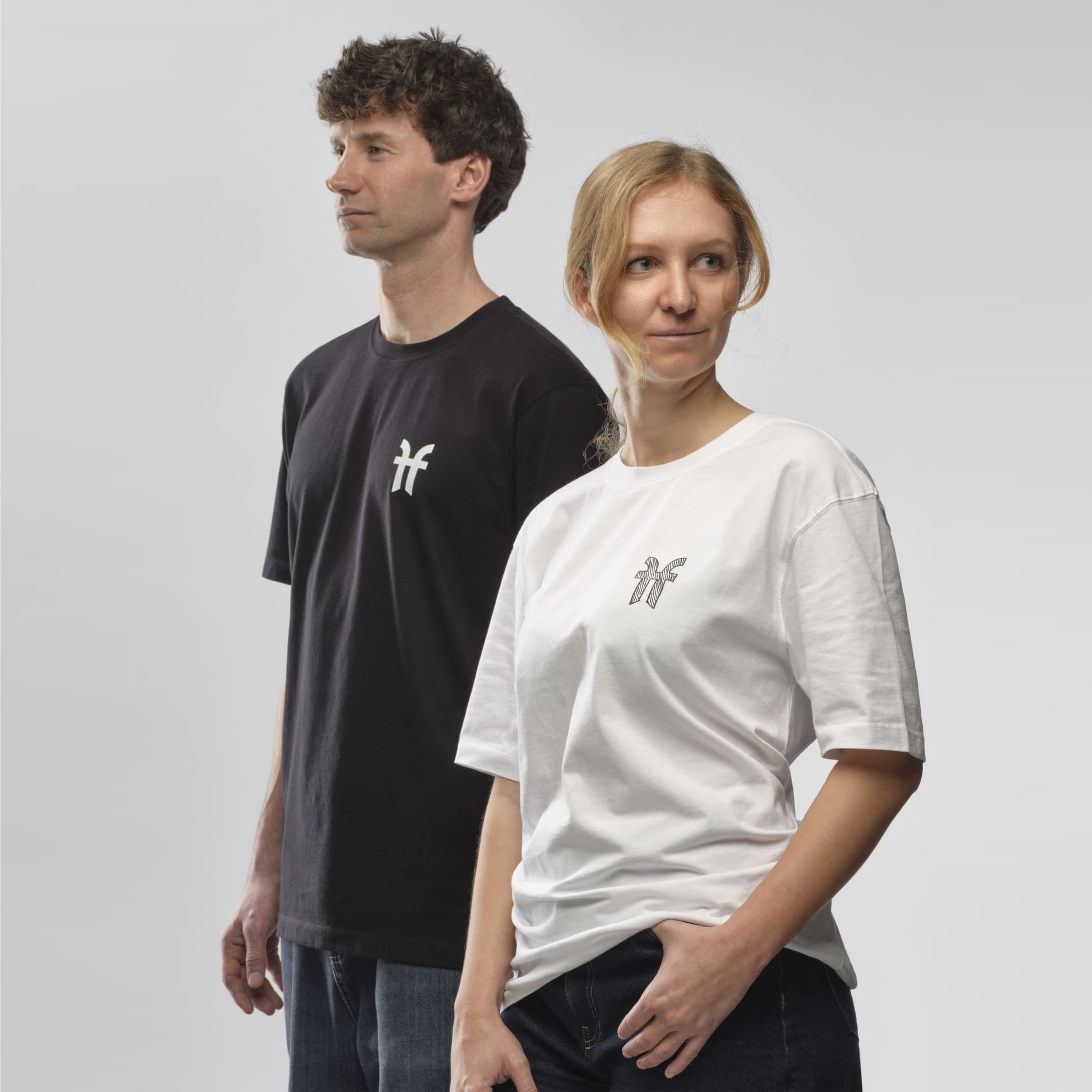 faction-logo-tee-t-shirt-coton-blanc-coupe-d-contract-e image 2