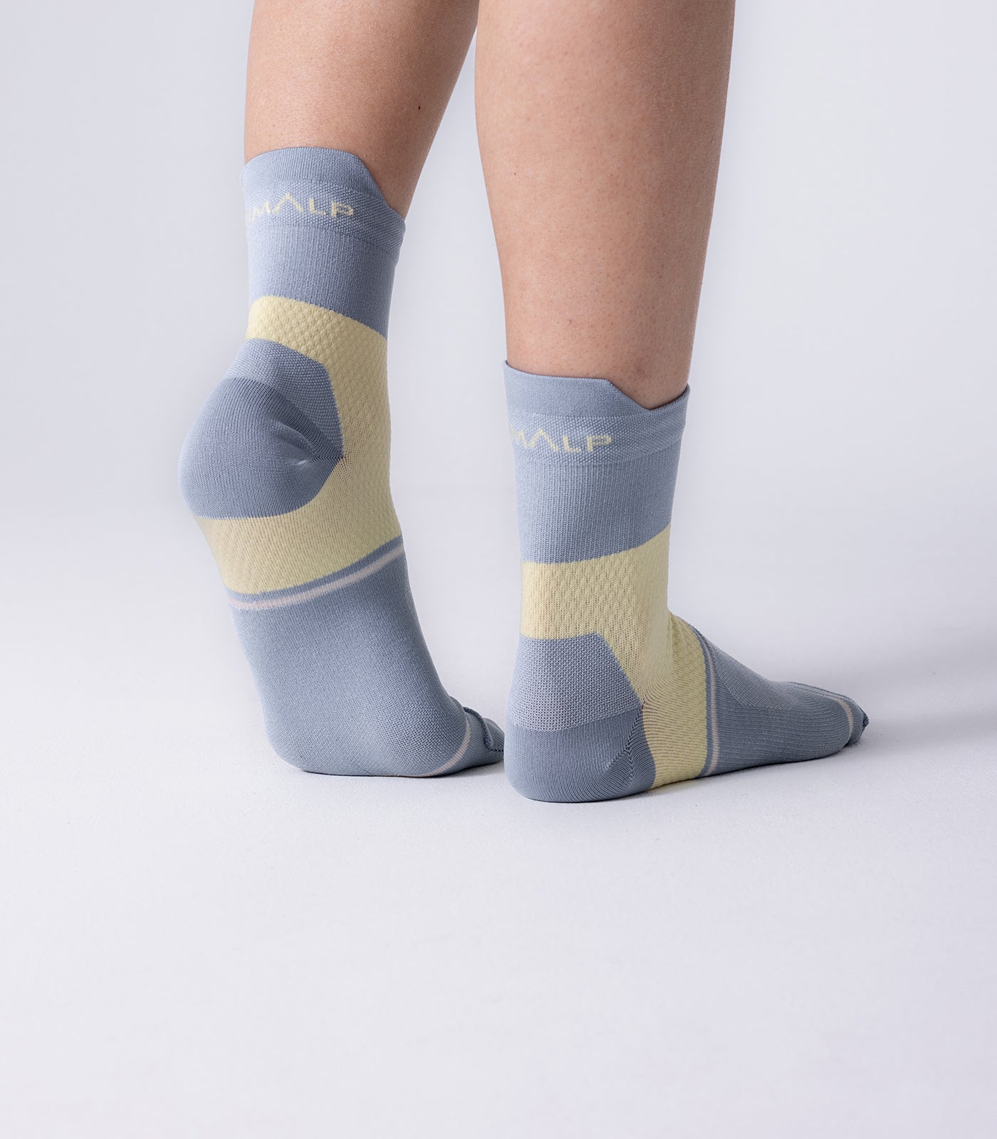 cimalp-speed-team-chaussettes-trail-bleues-mixtes image 2