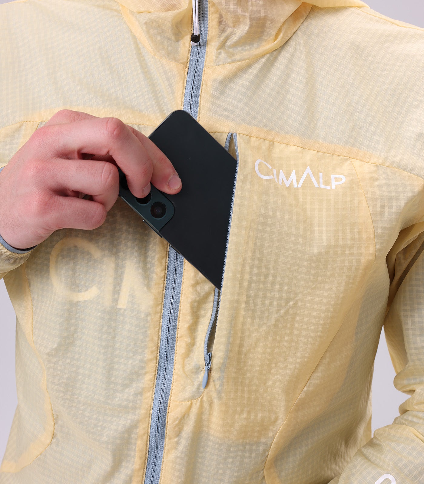cimalp-skin-5-h-team-veste-coupe-vent-homme-jaune image 7