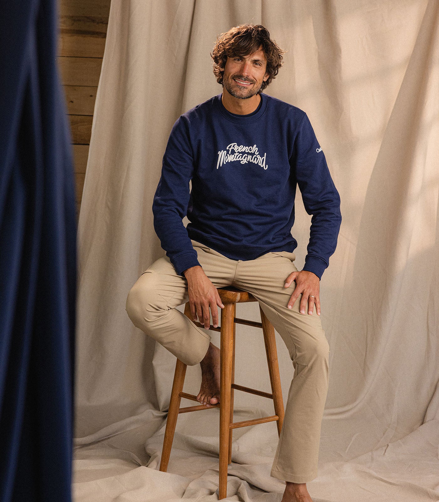 cimalp-french-round-neck-pull-lifestyle-marine image 2