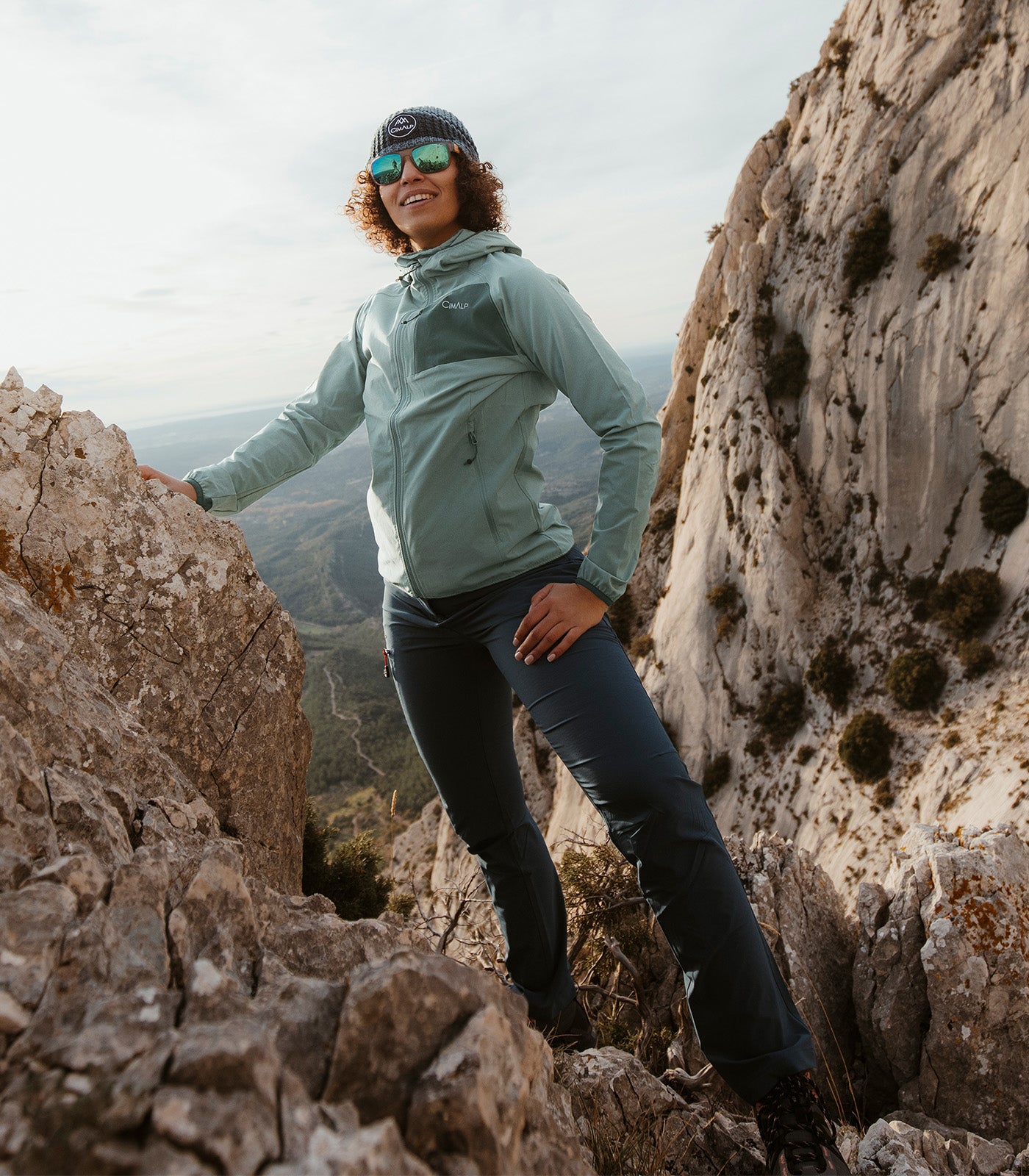 cimalp-cedera-2-f-veste-softshell-femme-bleu-coupe-vent image 7