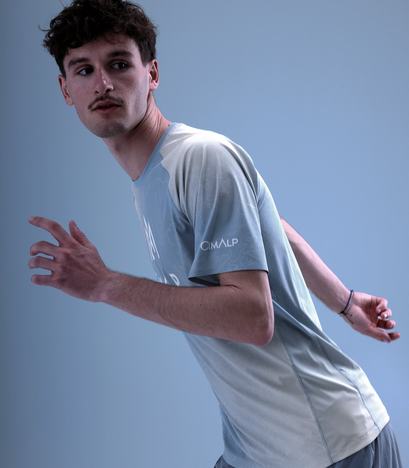 cimalp-team-4-h-t-shirt-trail-homme-bleu-gris-respirant image 7