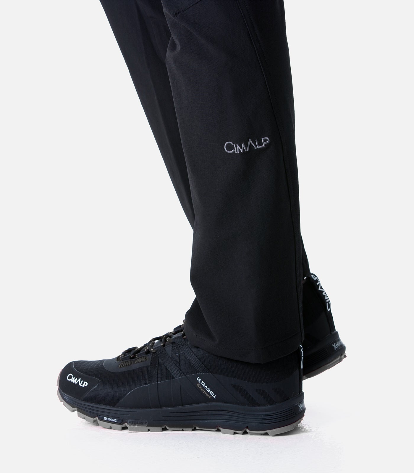 cimalp-balmaz-court-f-pantalon-randonn-e-femme-noir-taille-courte image 6