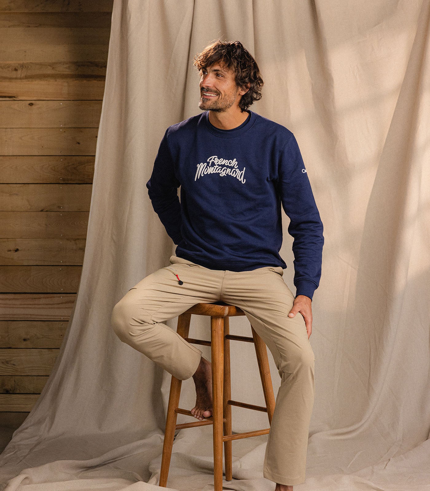 cimalp-french-round-neck-pull-lifestyle-marine image 3