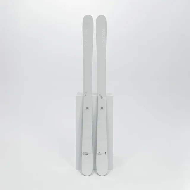 faction-studio-1-iwc-ski-freestyle-178-cm-dition-limit-e image 1