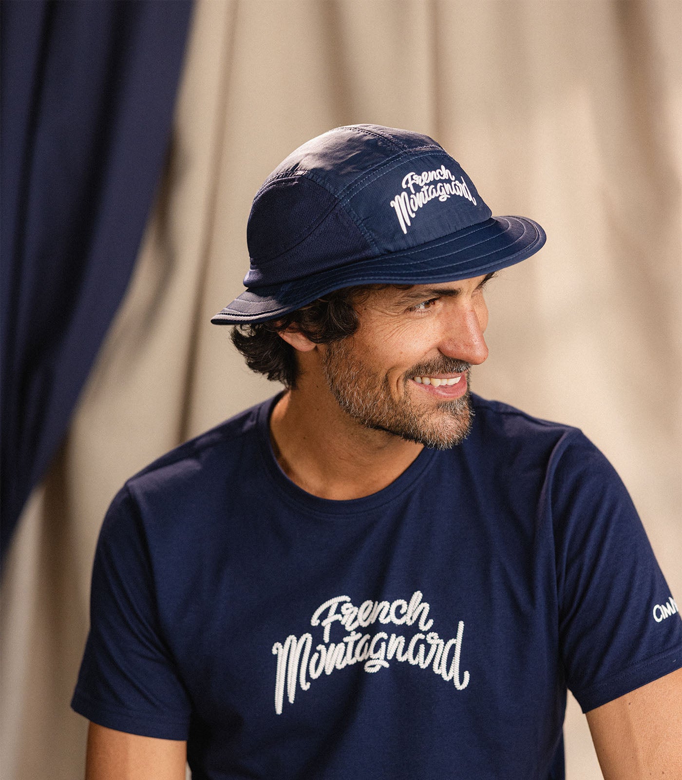 cimalp-french-trail-bob-chapeau-randonn-e-marine-unisexe image 2